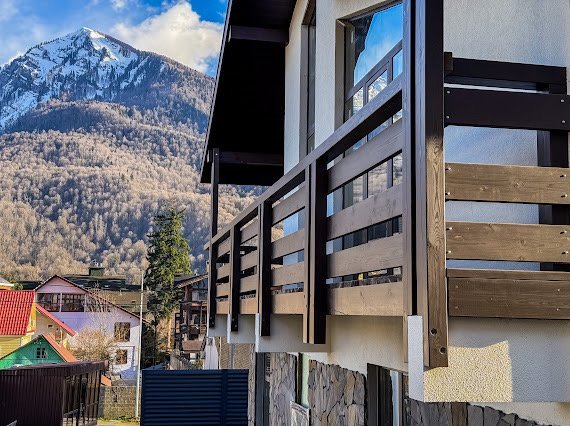 Коттедж в Красной поляне