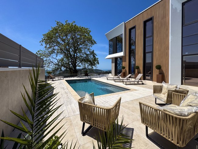 Элитная вилла в Bueno Villas